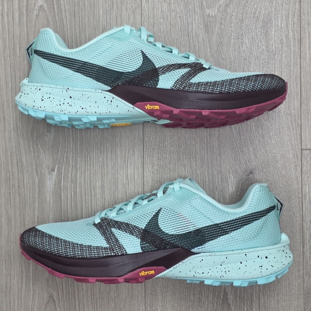 Nike Kiger 10 All Terrain Trail Running Shoes FV3929-301 Men's Sizes MSRP $170